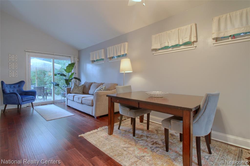 702 Royal Avenue, Royal Oak, MI 48073 — Photo 9