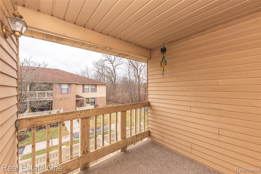 61186 Greenwood Drive, 36, South Lyon, MI 48178 — Photo 17