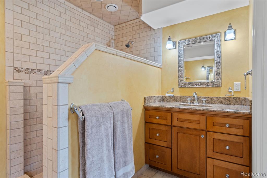 433 John R, Milford, MI 48381 — Photo 61