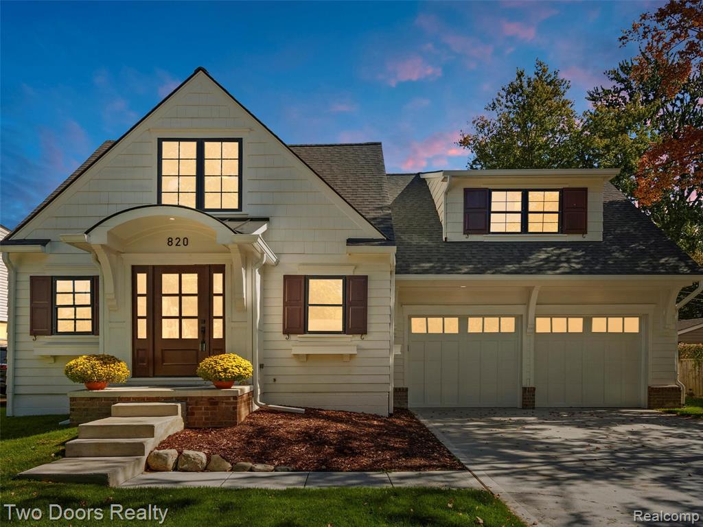 820 OAKRIDGE Avenue, Royal Oak, MI 48067 — Photo 3