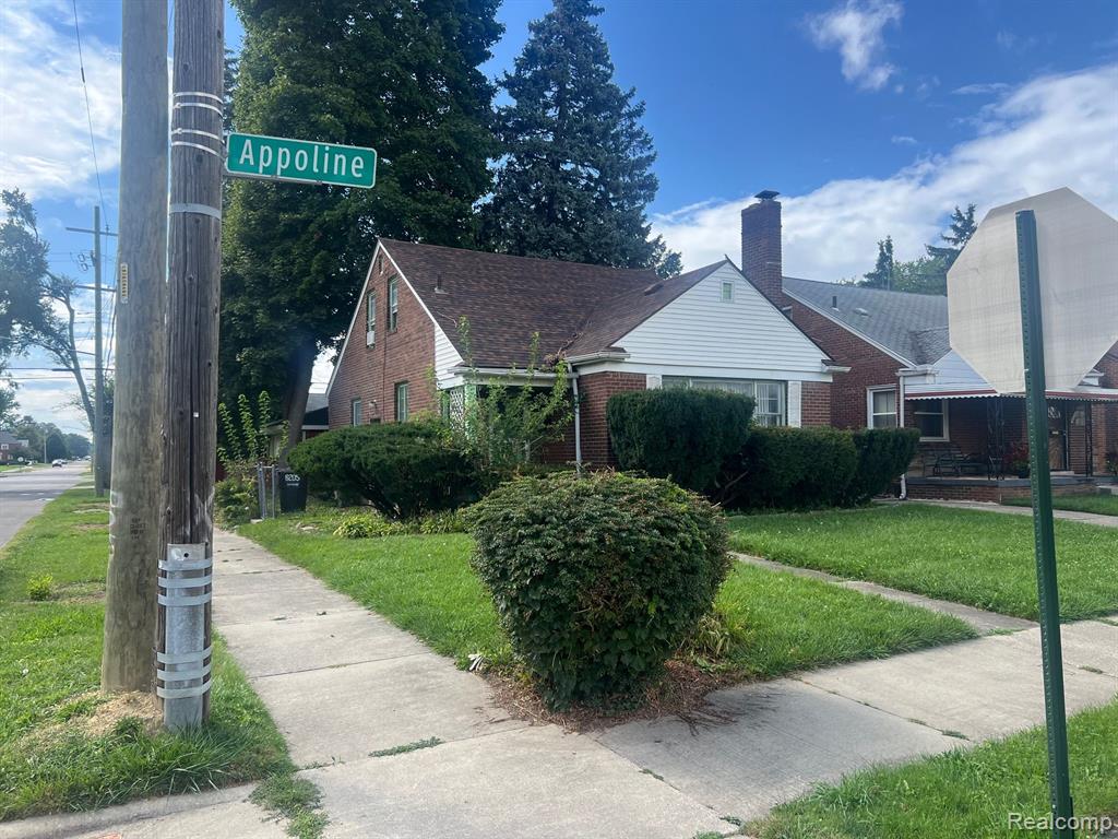 8205 APPOLINE Street, Detroit, MI 48228 — Photo 2