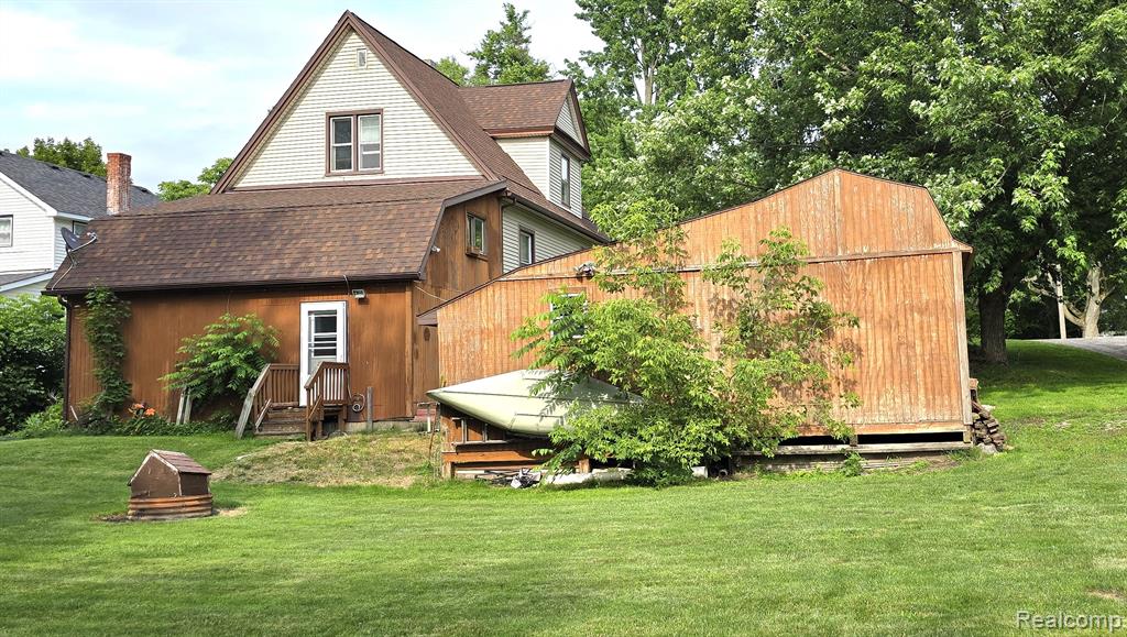 303 N SHIAWASSEE Street, Bancroft, MI 48414 — Photo 25