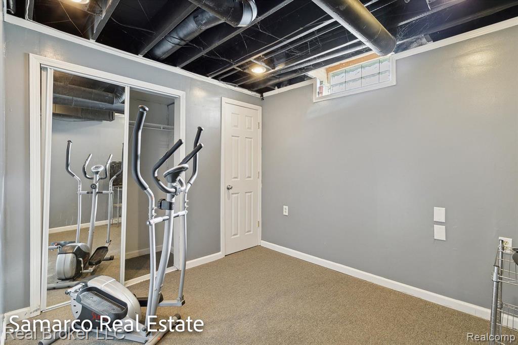 7998 RAYNA, Belleville, MI 48111 — Photo 37