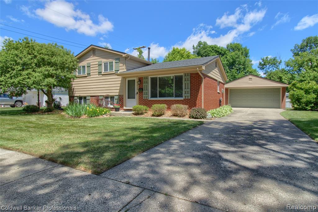 41928 River Oaks, Plymouth, MI 48170 — Photo 3