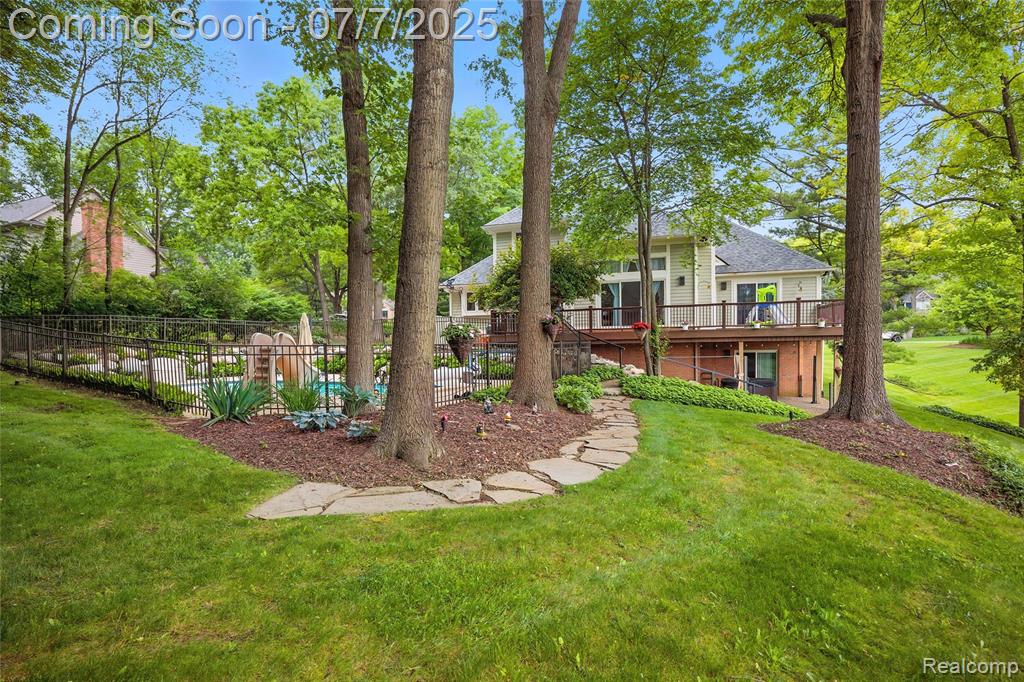 7098 Hickory Hollow Circle, Clarkston, MI 48348 — Photo 61
