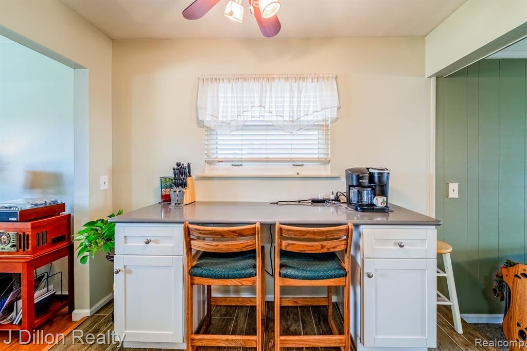 39830 EDMUNDTON Drive, Canton, MI 48187 — Photo 25