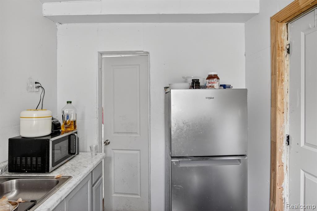 13486 Gallagher Street, Hamtramck, MI 48212 — Photo 33