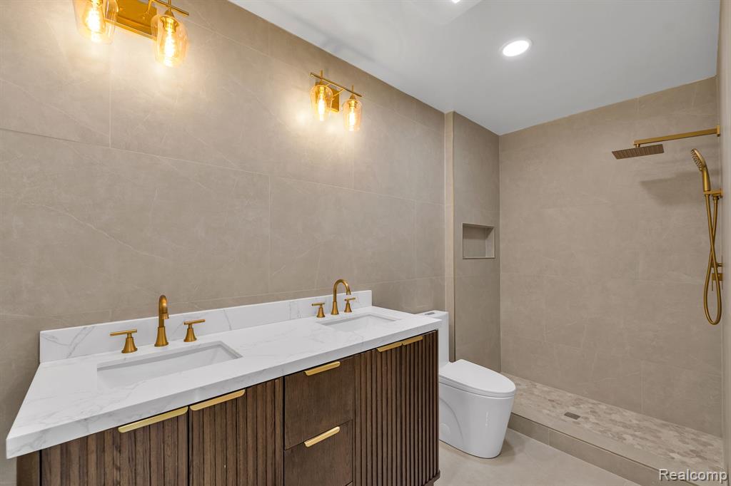 47974 Deer Trail Drive, Canton, MI 48187 — Photo 48