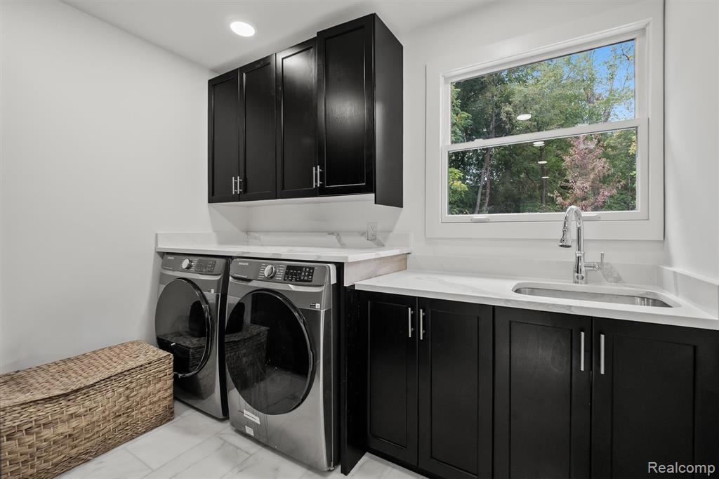 4535 Grindley Court, Bloomfield Hills, MI 48302 — Photo 18