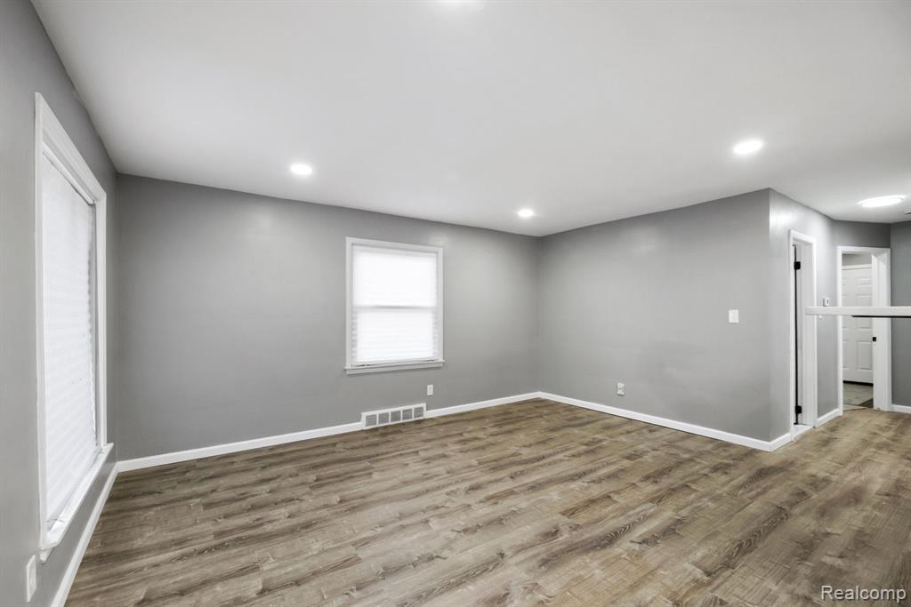 19924 Braile Street, Detroit, MI 48219 — Photo 9