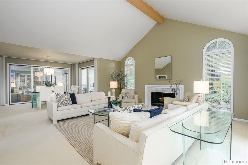 2462 HICKORY GLEN Drive, Bloomfield Hills, MI 48304 — Photo 5