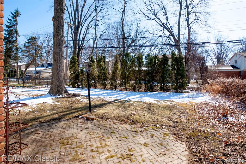 16083 Kirkshire Avenue, Beverly Hills, MI 48025 — Photo 32