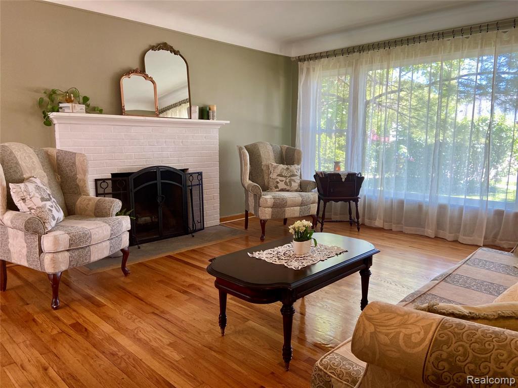 17812 Quarry Road, Riverview, MI 48193 — Photo 8