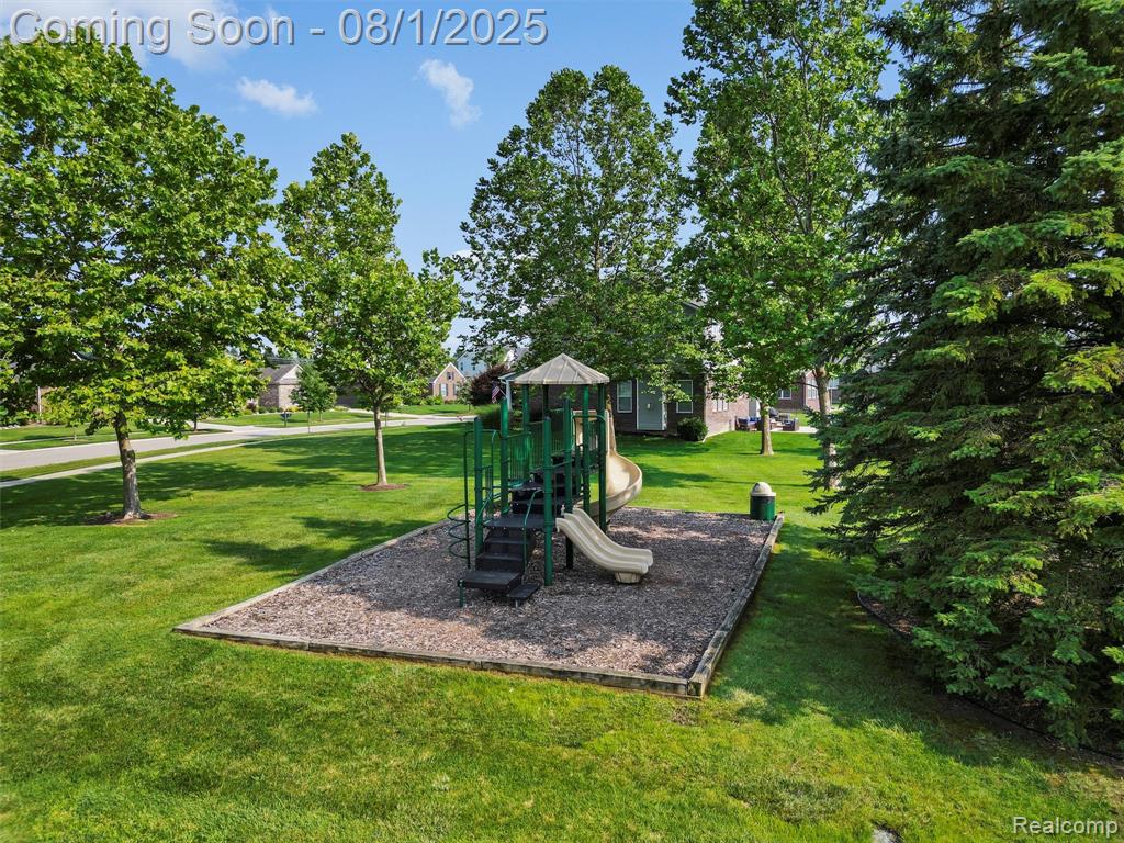 61171 Shaya Boulevard, South Lyon, MI 48178 — Photo 73