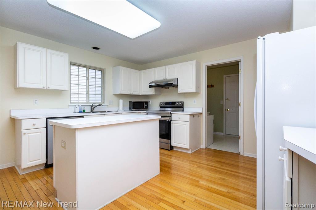 4905 RAVINE, Ann Arbor, MI 48105 — Photo 10