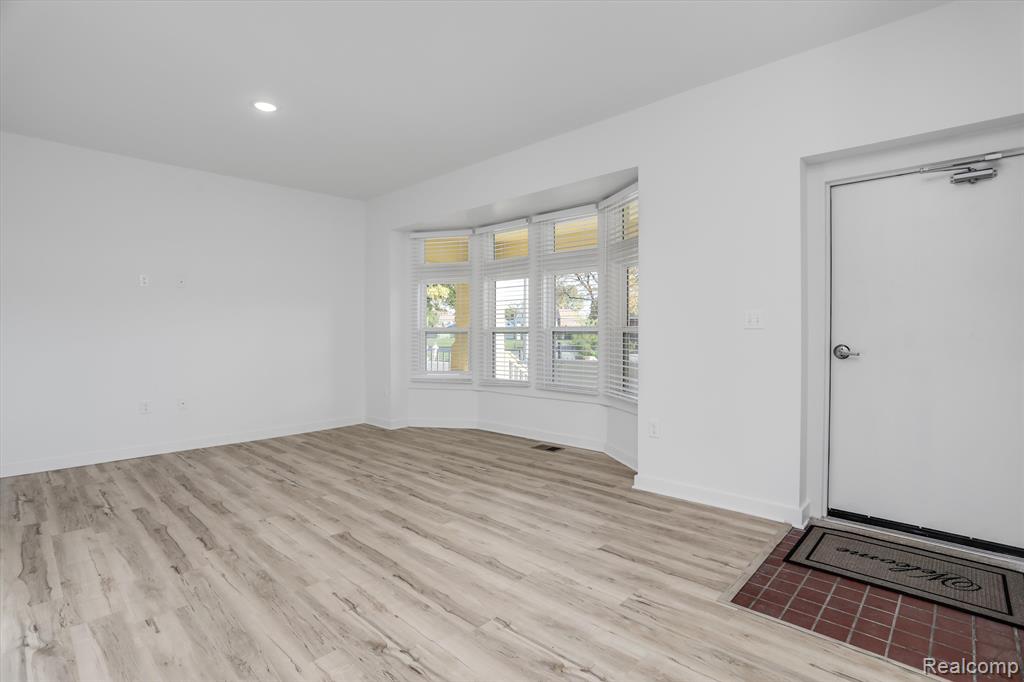 799 East Grand Boulevard, Detroit, MI 48207 — Photo 3