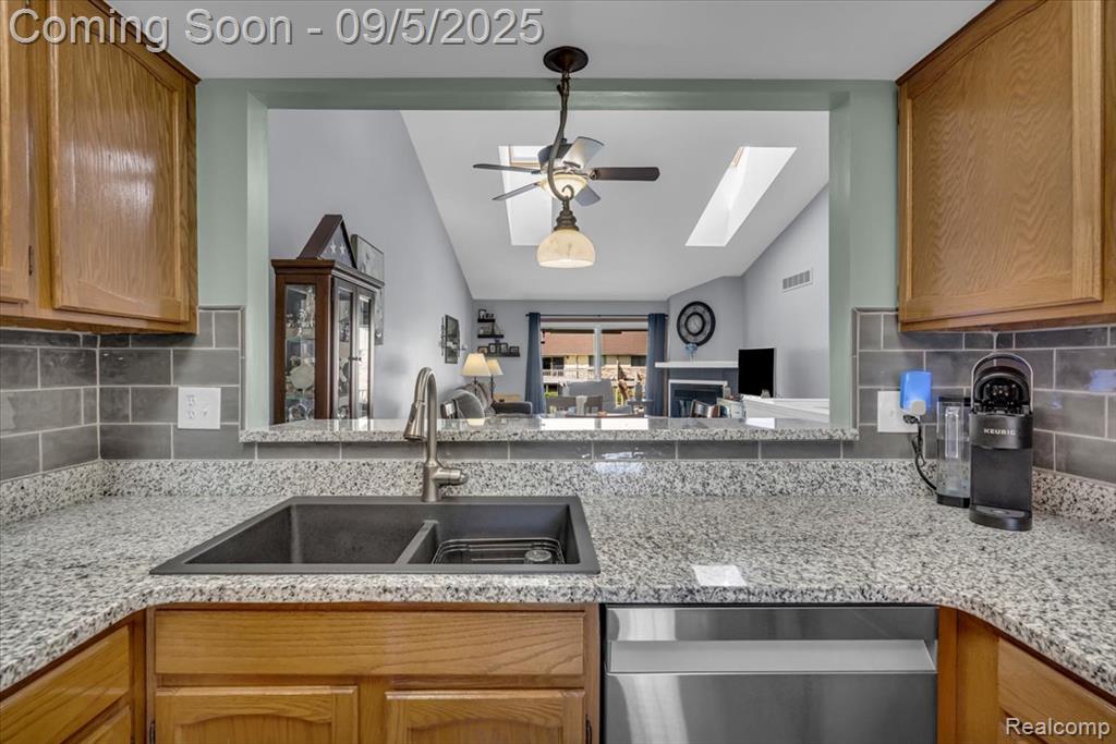 43559 Riverbend Boulevard, Clinton Twp, MI 48038 — Photo 15