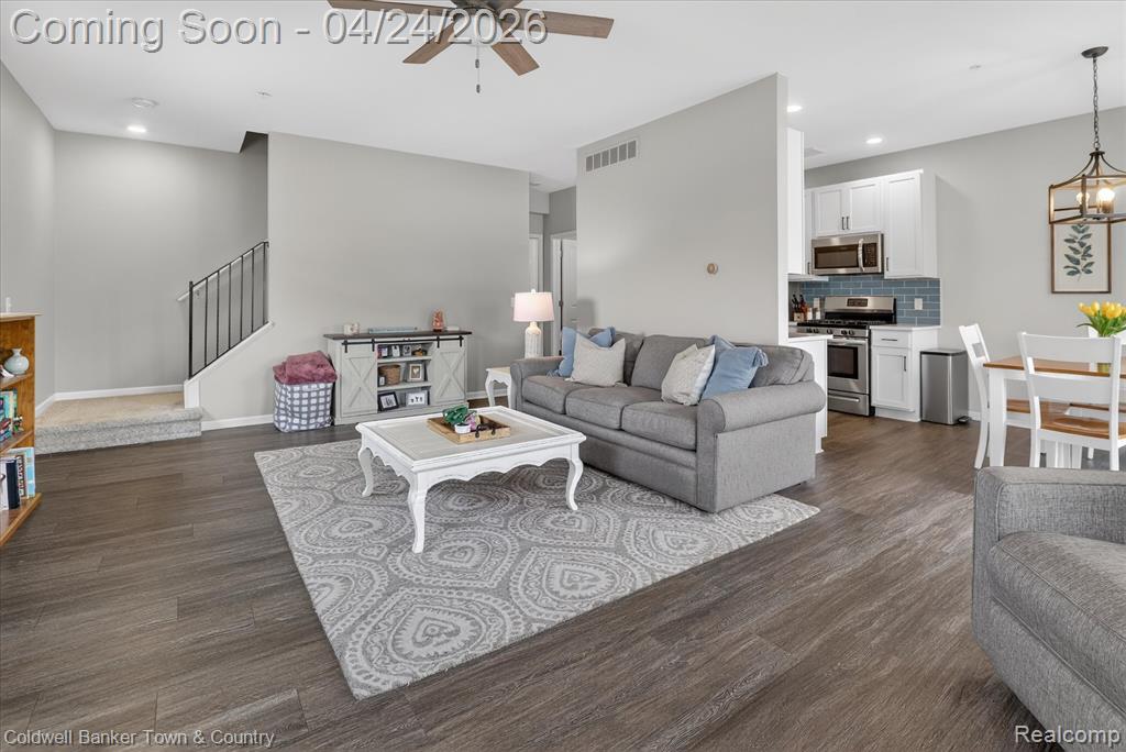 454 Maple Cove Circle, 19, Saline, MI 48176 — Photo 10