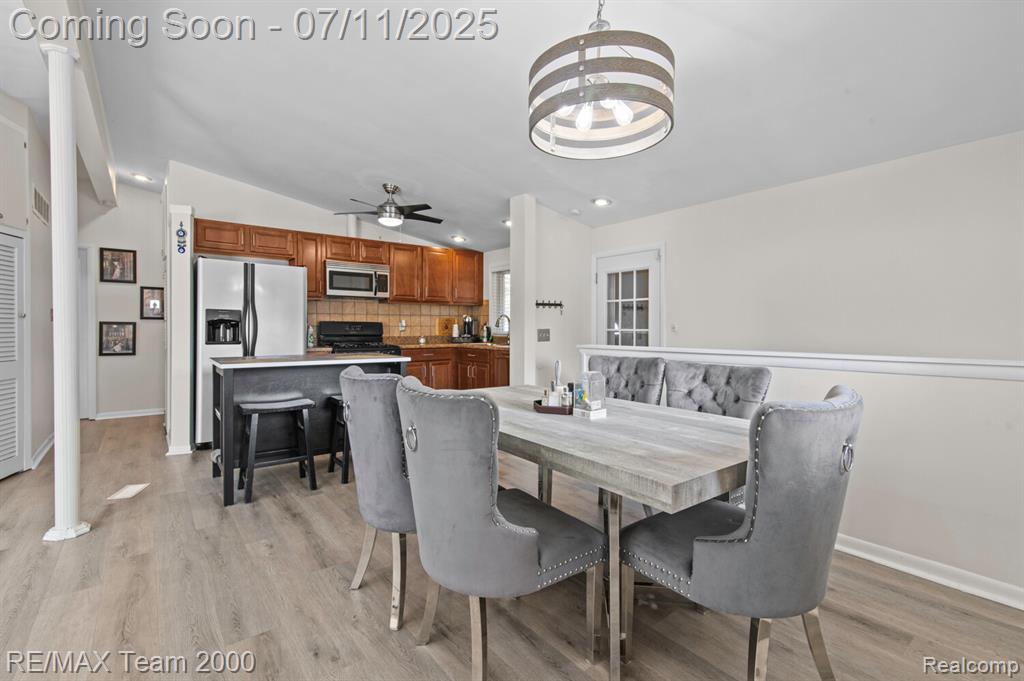 9756 Buckingham Avenue, Allen Park, MI 48101 — Photo 9