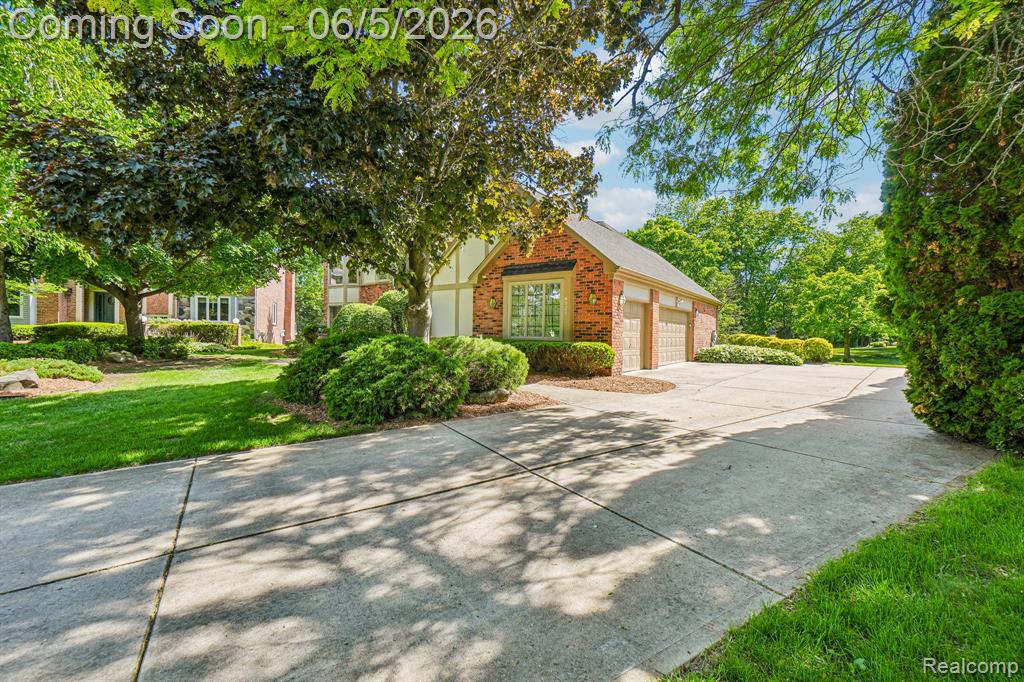 4523 Rivers Edge Drive, Troy, MI 48098 — Photo 3