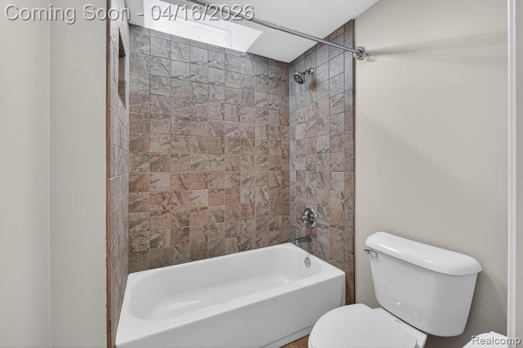 625 Southshore Drive, Oxford, MI 48371 — Photo 52