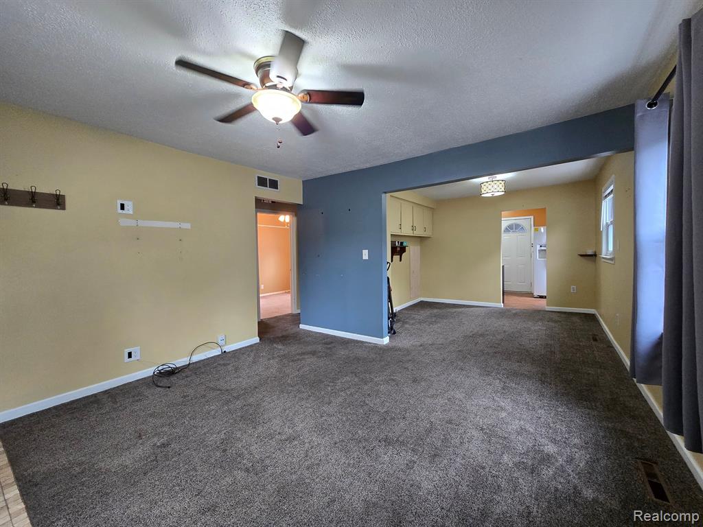 5898 N GLOBE Street, Westland, MI — Photo 4