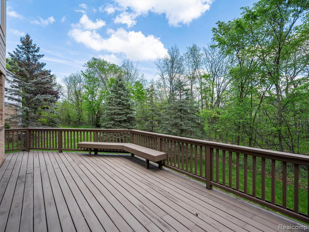6671 CHELSEA, West Bloomfield, MI — Photo 30