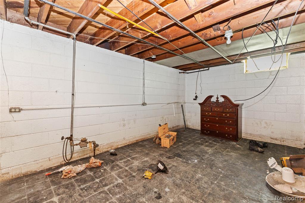 19714 Ryan Road, Detroit, MI 48234 — Photo 25