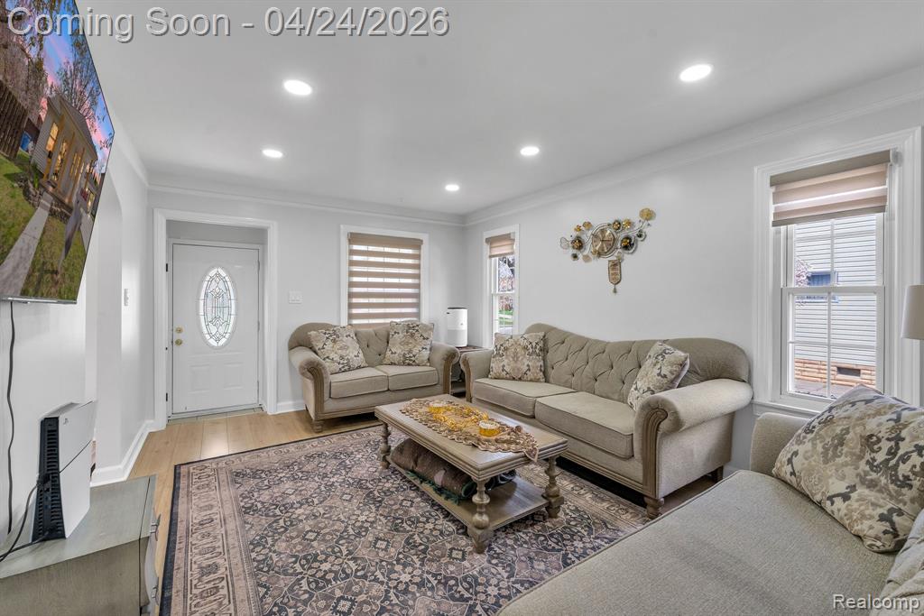 6964 Nightingale Street, Dearborn Heights, MI 48127 — Photo 16