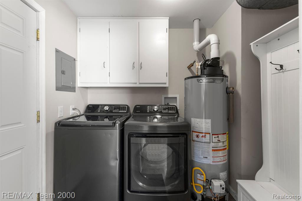 4540 FLEMING Street, Dearborn Heights, MI 48125 — Photo 14