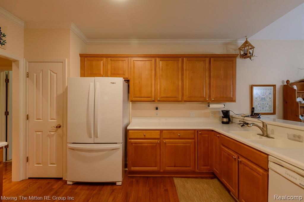 16479 CYPRESS Court, Northville, MI 48168 — Photo 12