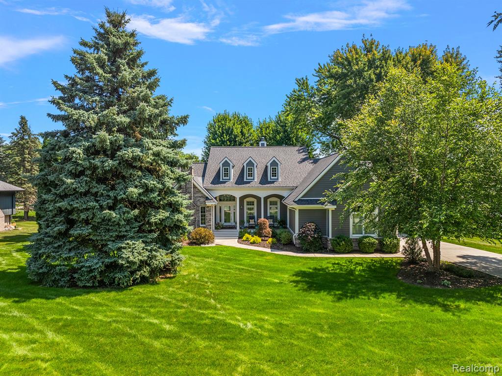 733 LONGFORD Drive, Rochester Hills, MI 48309 — Photo 83