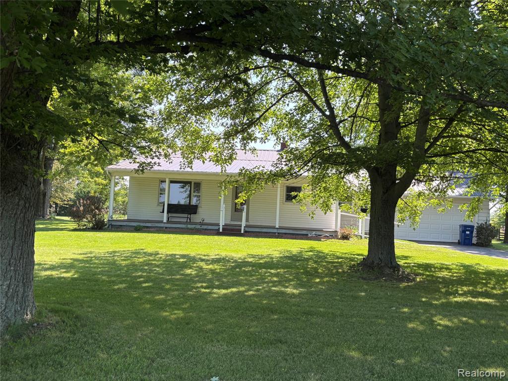 8531 S Waldron Road, Pittsford, MI 49271 — Photo 2