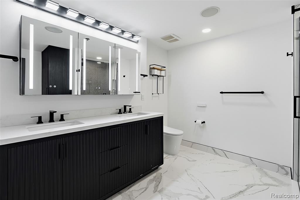 432 S Washington Avenue, 1404, Royal Oak, MI 48067 — Photo 22