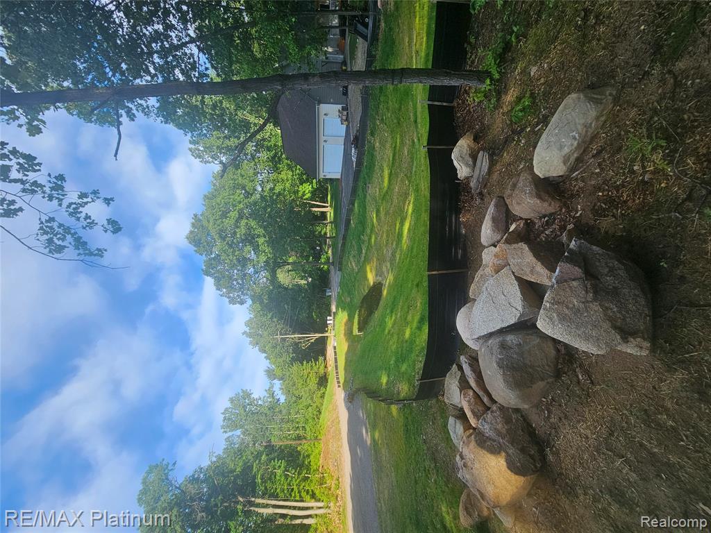 4253 Link Drive, Brighton, MI 48114 — Photo 4