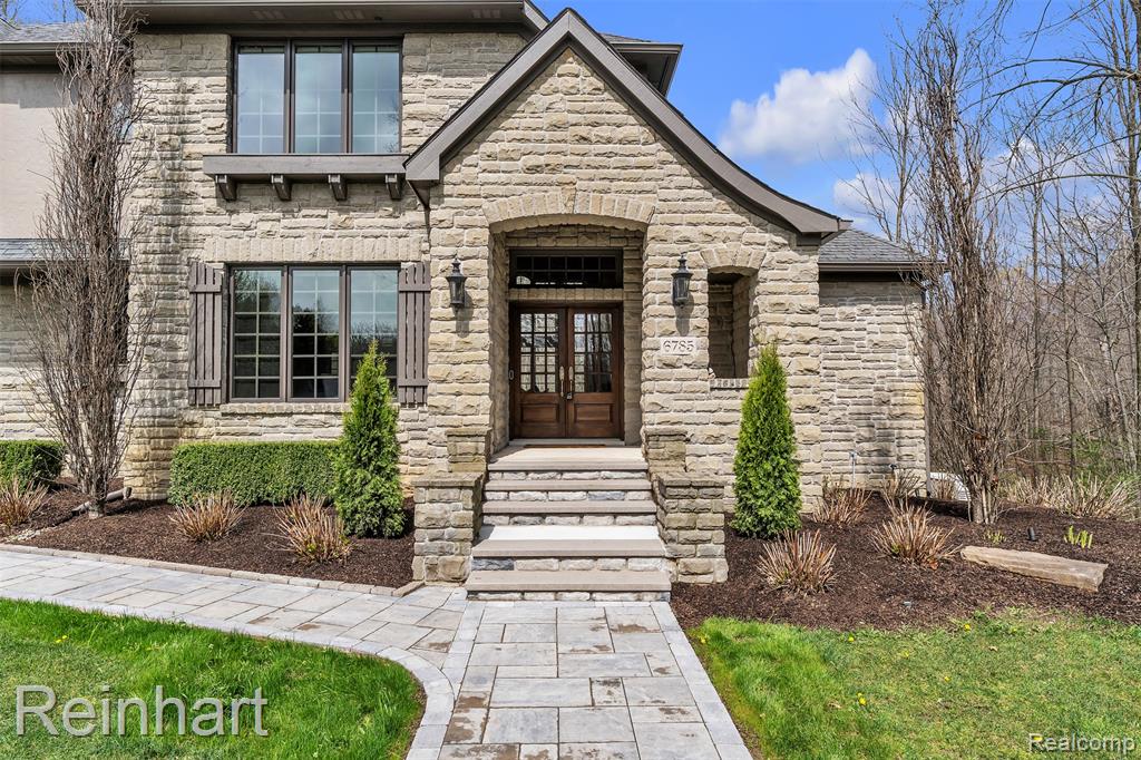 6785 Brookside Lane, Plymouth, MI 48170 — Photo 8