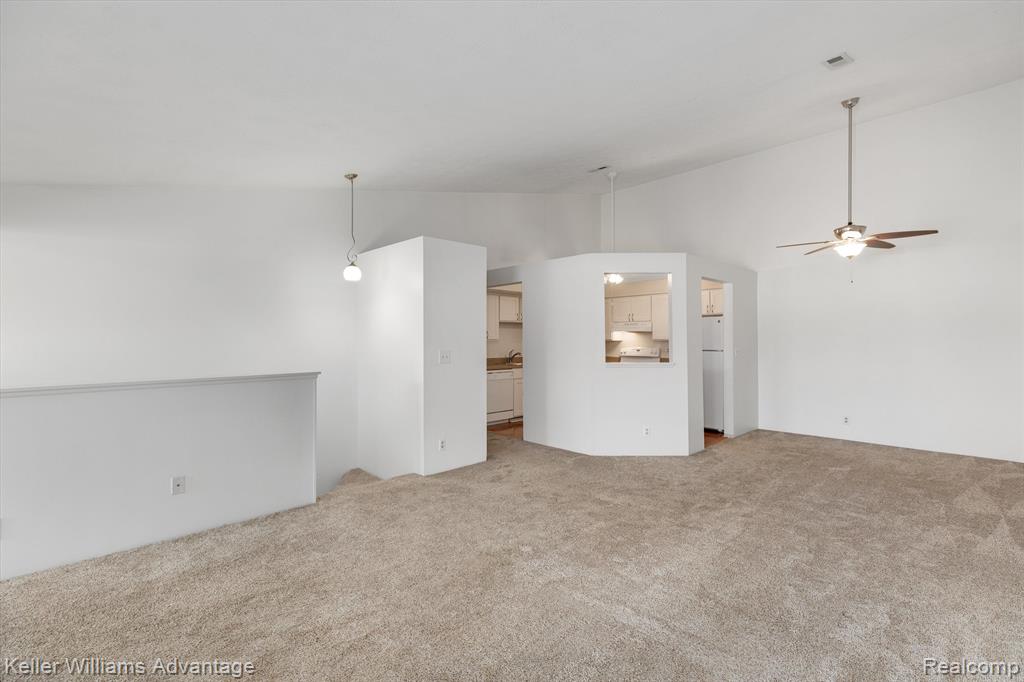 61244 GREENWOOD Drive, South Lyon, MI 48178 — Photo 3