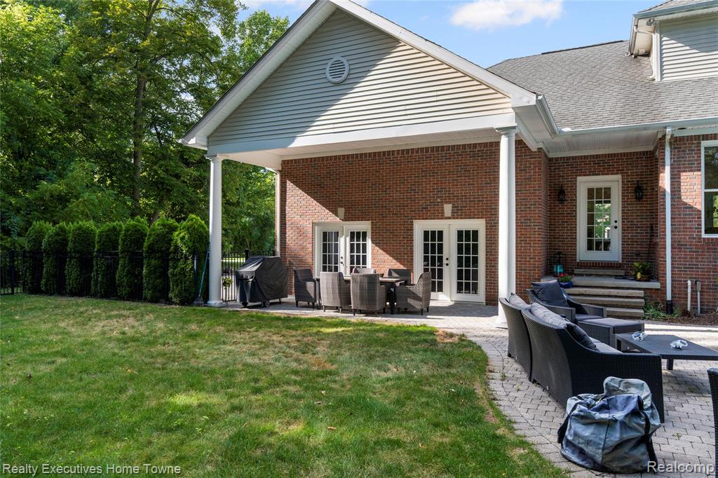 3279 SHOREWOOD Avenue, Fort Gratiot, MI 48059 — Photo 9