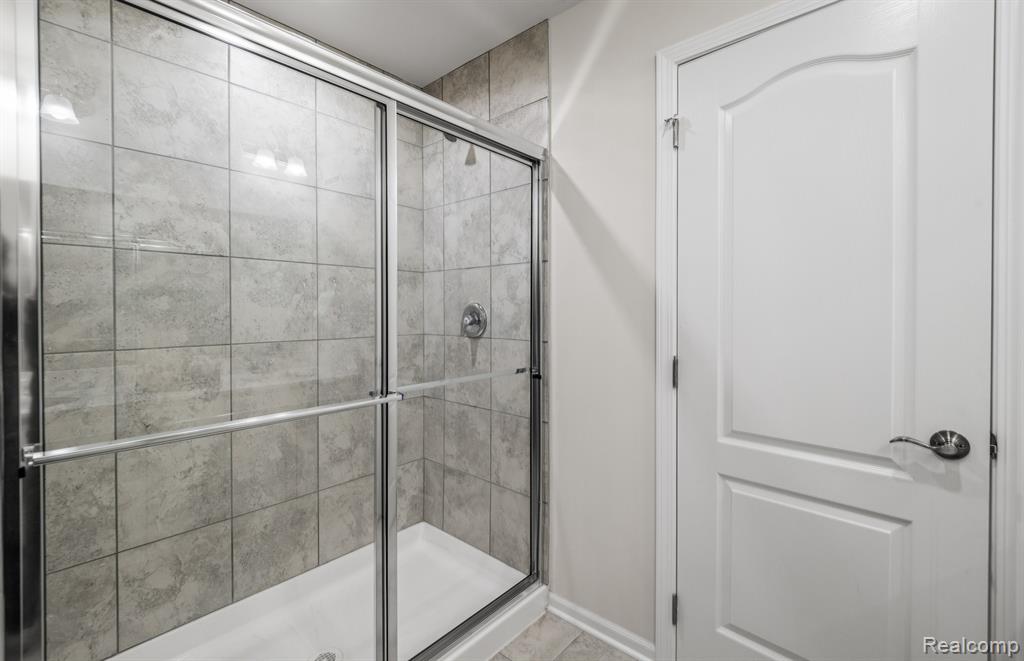 4050 Nottingham Circle, Clarkston, MI — Photo 14
