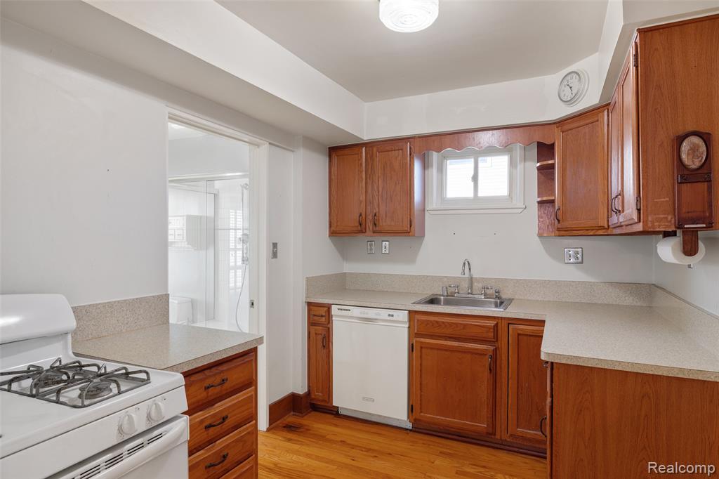 9669 Dixie Highway, MI — Photo 24