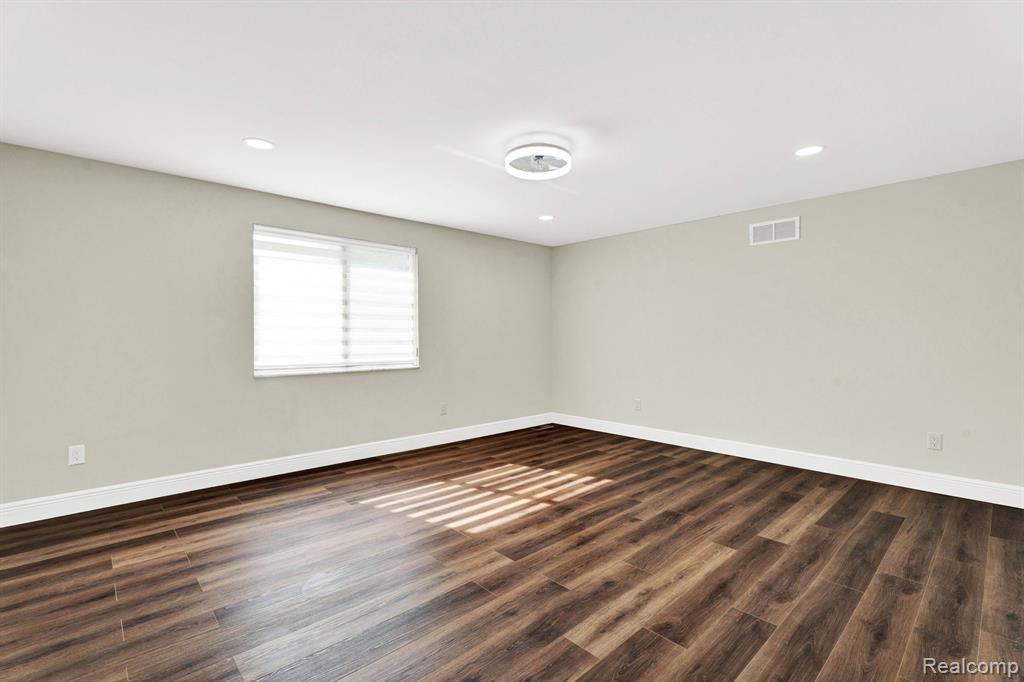 40206 Ashland Drive, Sterling Heights, MI 48313 — Photo 55