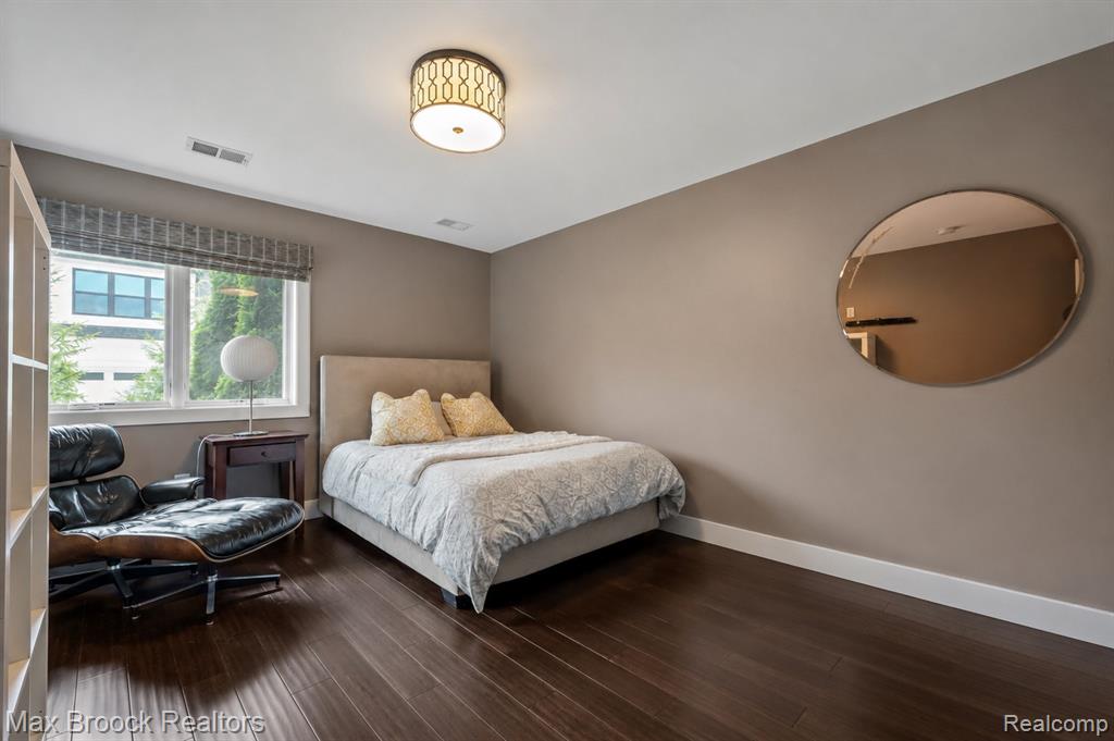 7400 Parkstone Lane, Bloomfield Hills, MI 48301 — Photo 48