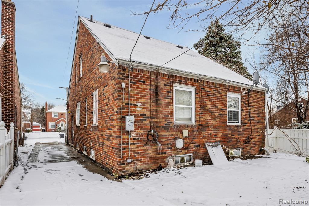8319 Marlowe Street, Detroit, MI 48228 — Photo 21