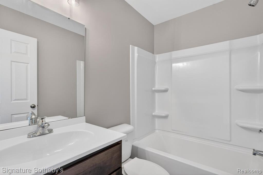 8515 Sandy Crest Drive, White Lake, MI, 00000