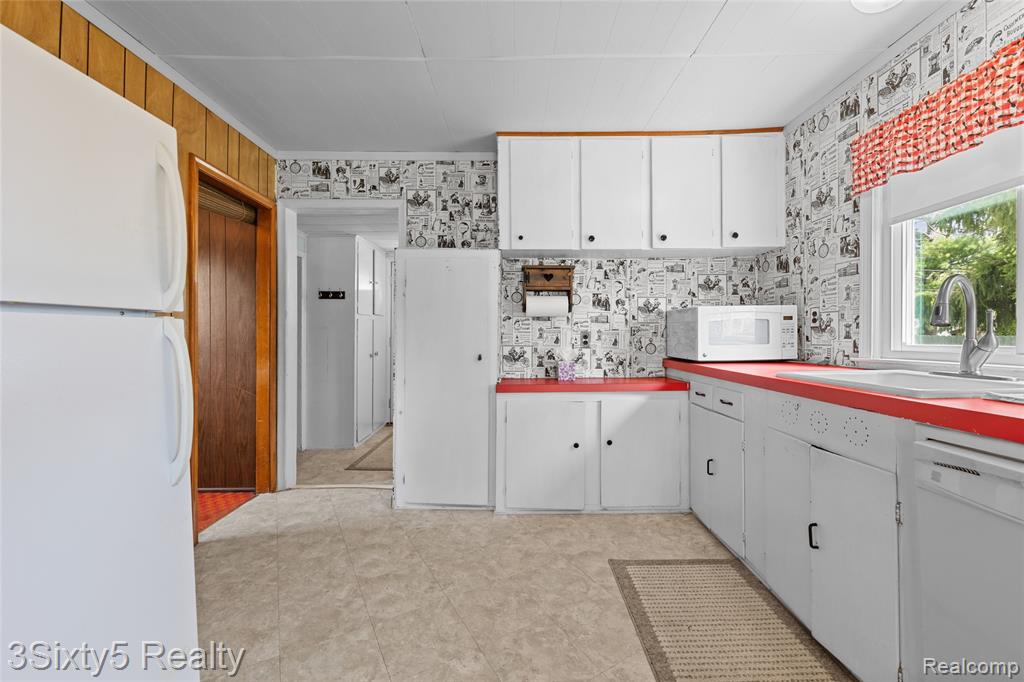 7523 Beechwood, Lexington, MI 48450 — Photo 21