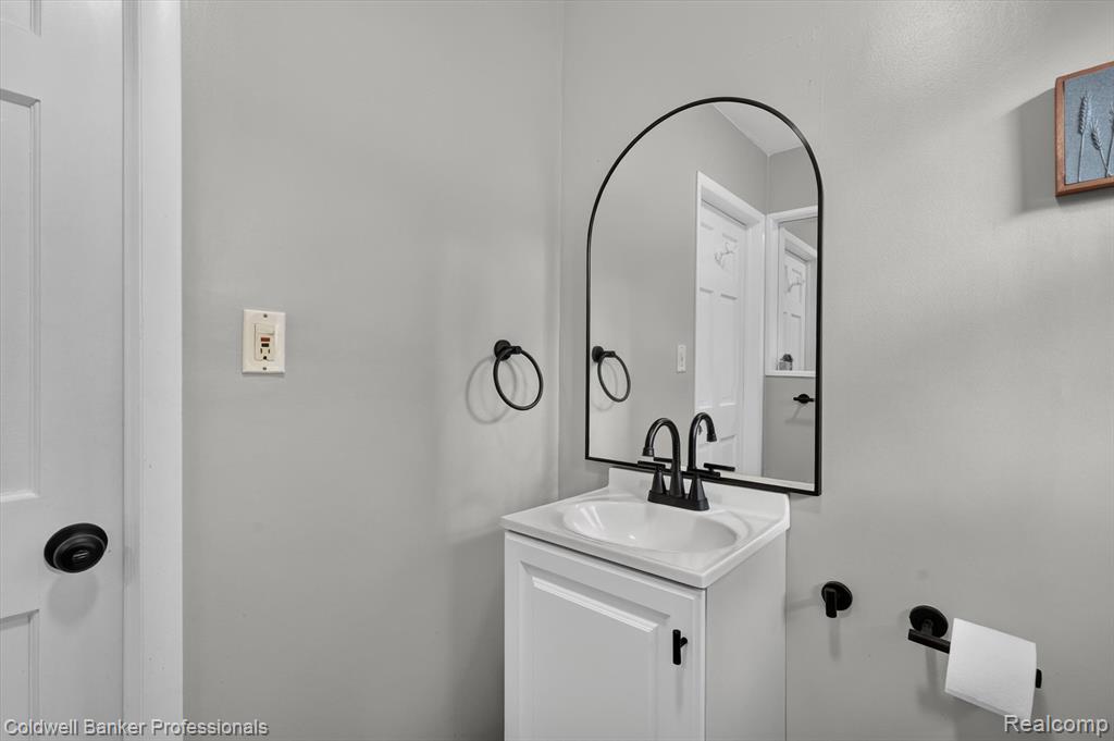 3024 Harold Drive, Columbiaville, MI 48421 — Photo 19