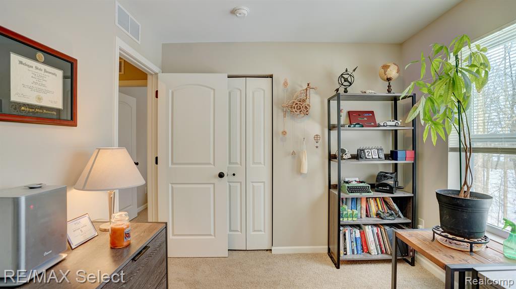7115 GLENMEADOW Court, Grand Blanc, MI 48439 — Photo 16