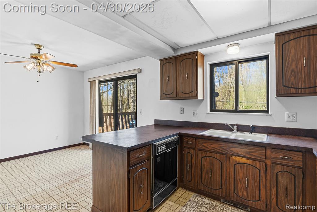 5380 Prentis Road, Waterford, MI 48327 — Photo 18