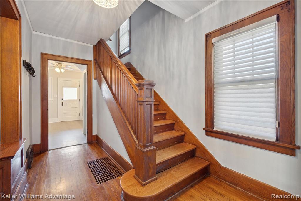 402 E 7th Street, Royal Oak, MI 48067 — Photo 5