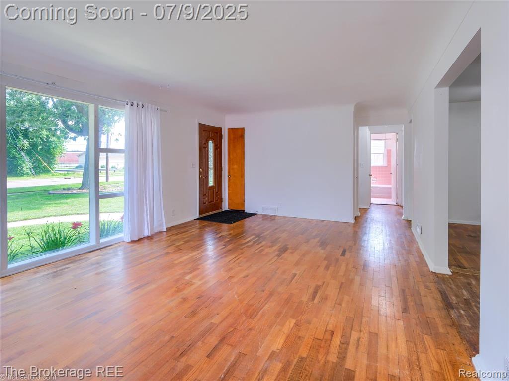 414 Clarion Street, Clio, MI 48420 — Photo 5